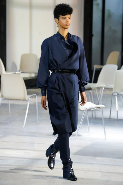Look 14